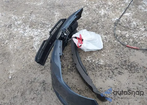 2019 Toyota Corolla Le z USA, uszkodzony, nr VIN 2T1BURHE2KC196310